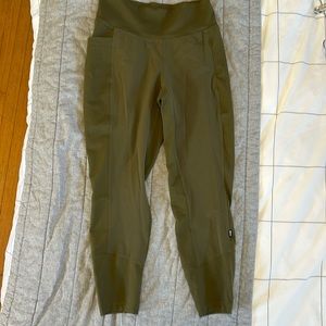 Like new olive REI leggings M